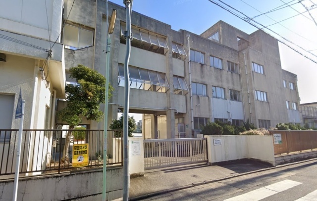 小学校　名古屋市立明治小学校（小学校）まで498m