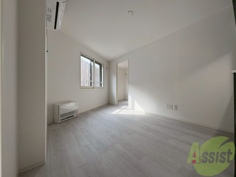 居室・リビング　広々としたリビングですね。使い勝手がよさそうですね！