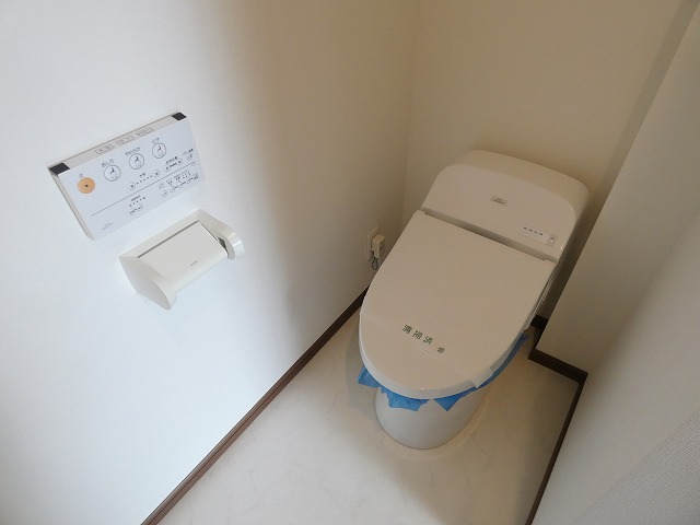 トイレ　トイレ