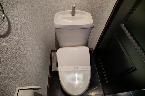 トイレ　※別部屋の写真です