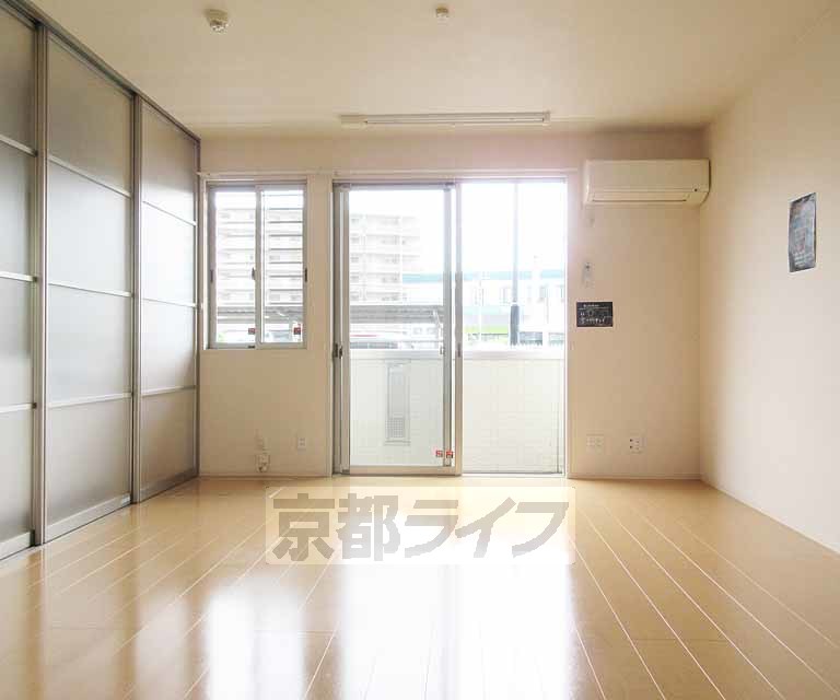 居室・リビング　綺麗な室内です