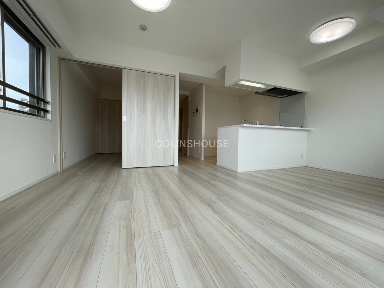 居室・リビング　反転タイプ別フロア画像