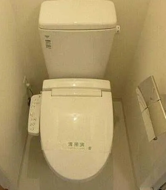 トイレ　※別部屋の参考写真です。