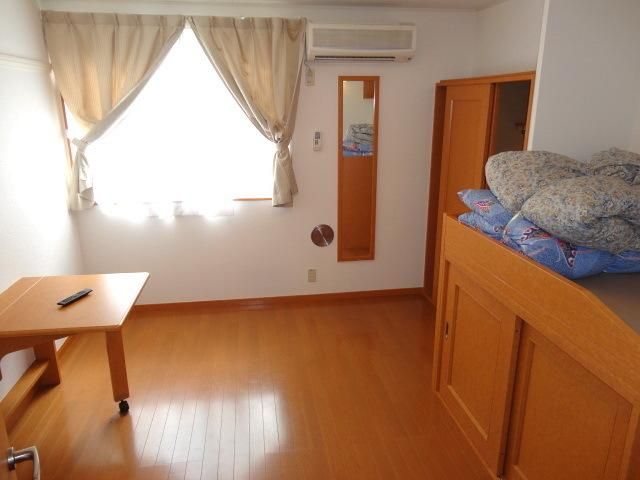 居室・リビング　★家具付★