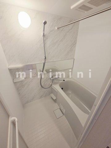 バス・シャワールーム　※同シリーズの写真ですので、イメージになります。