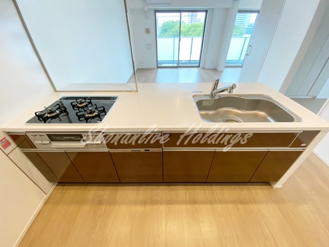 キッチン　広々としたキッチンです♪