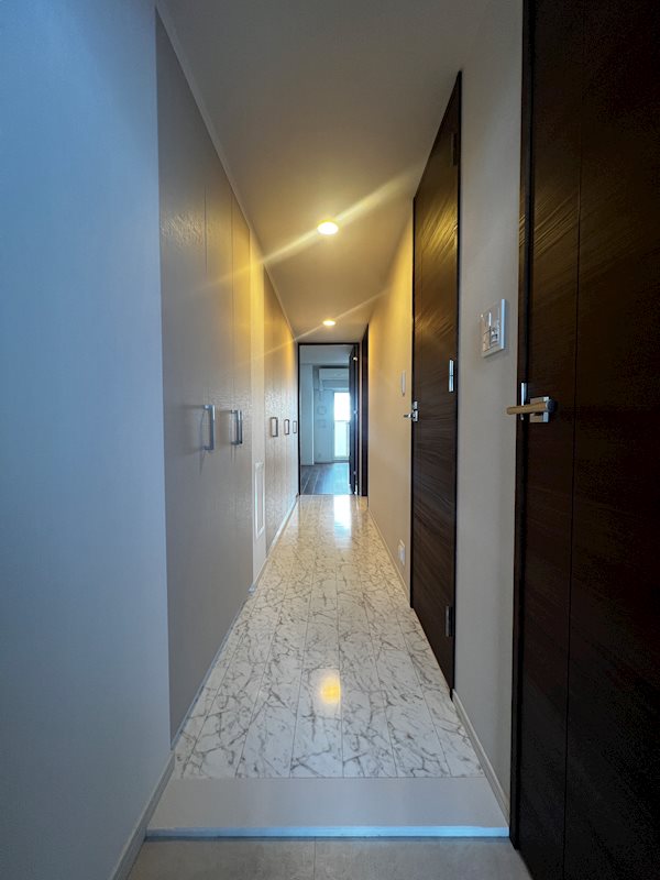 玄関　★見学予約受付中★