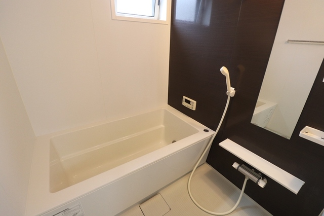 バス・シャワールーム　追い焚き給湯