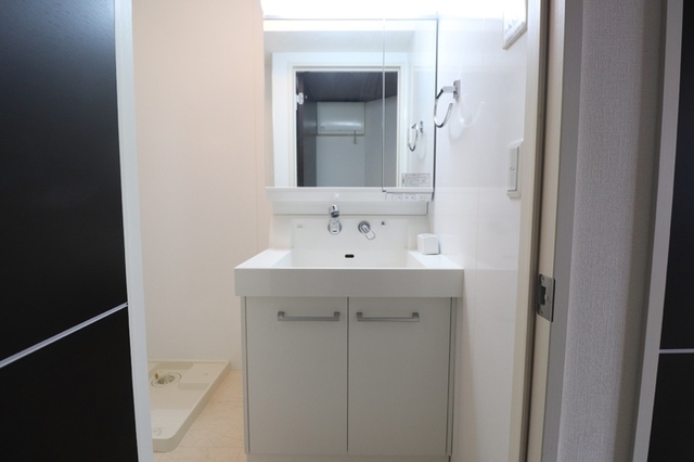 洗面設備　洗髪洗面化粧台