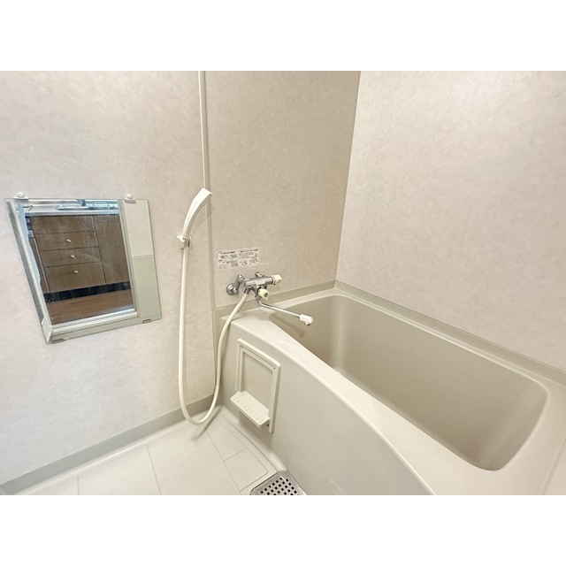 バス・シャワールーム　同タイプのお部屋の写真です