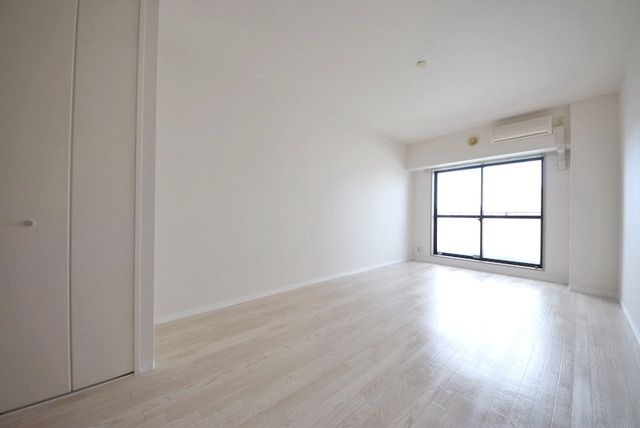 居室・リビング　★広めのお部屋です★
