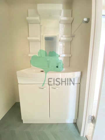 洗面設備　シンプルで使いやすい洗面台です！