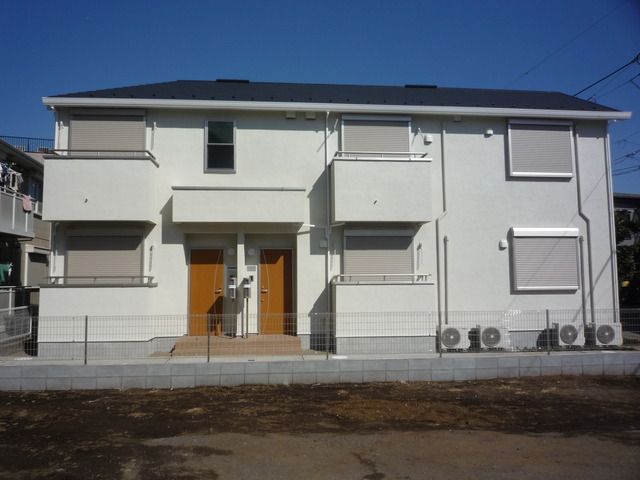 建物外観　♪お日様の光がいっぱい入るお部屋です♪