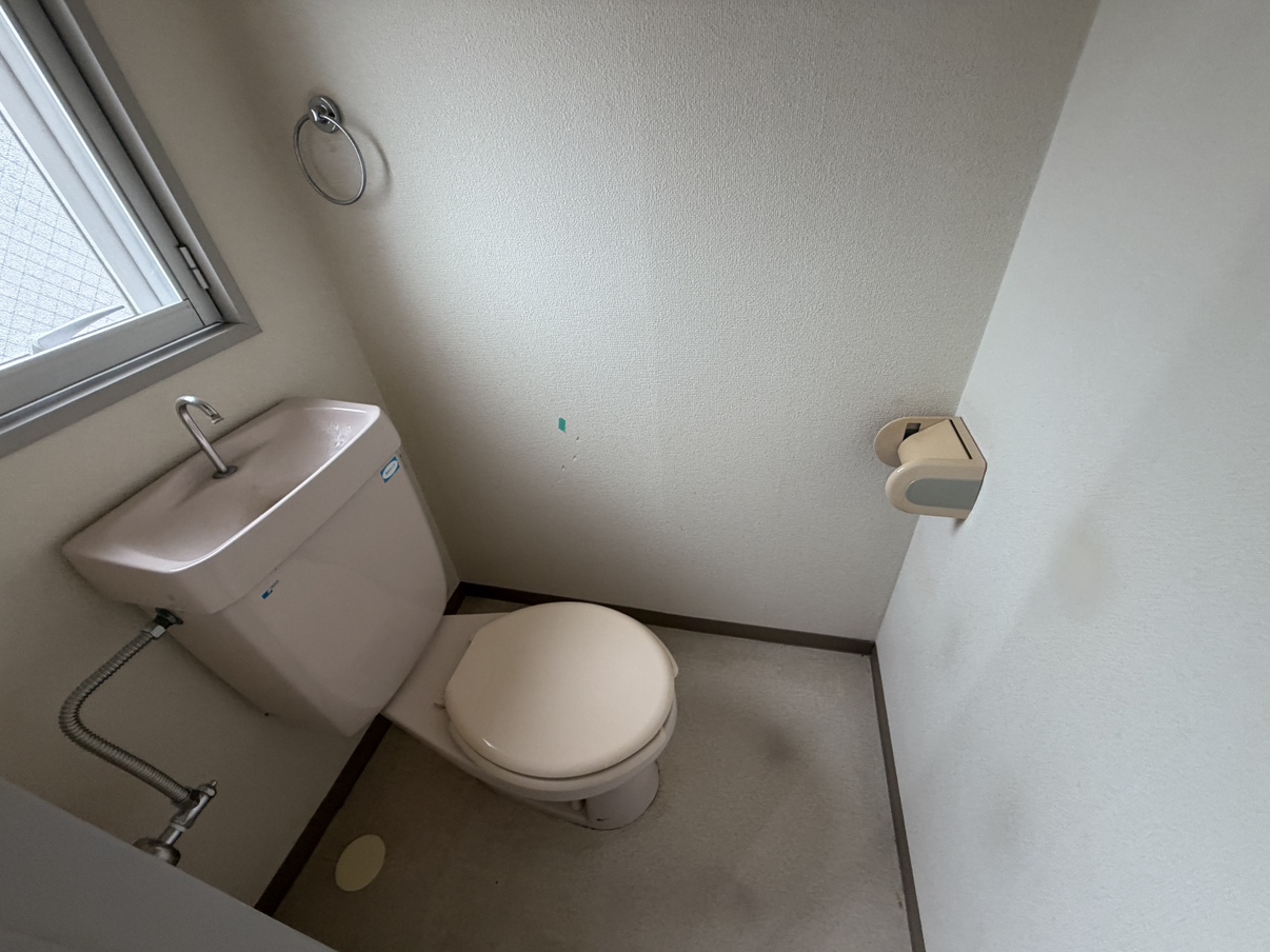 ロイヤルヒルズ長町のトイレ写真