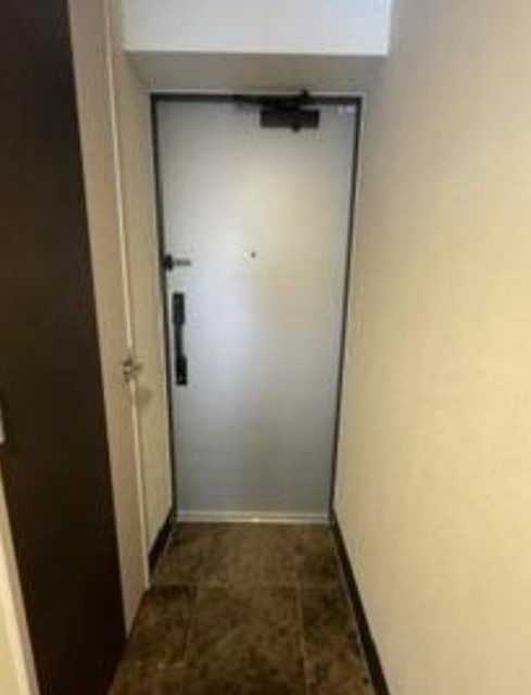 玄関　同物件同仕様