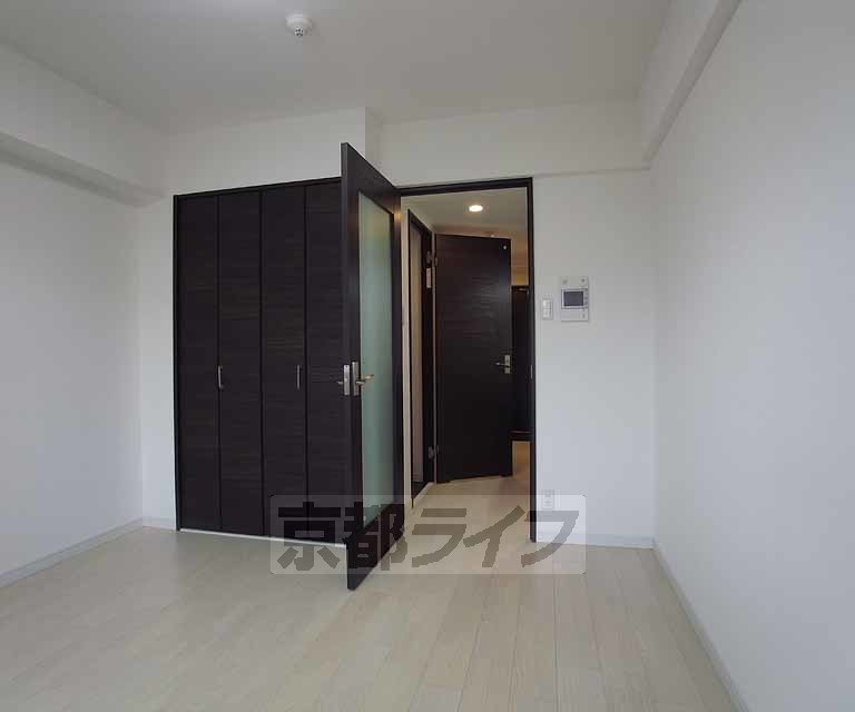 居室・リビング　きれいなお部屋です。