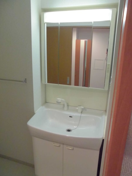 洗面設備　同タイプの他のお部屋