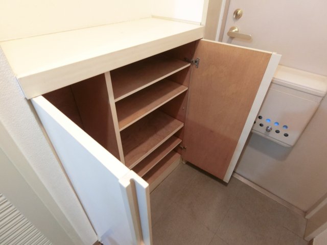 収納　他のお部屋の参考写真となります。
