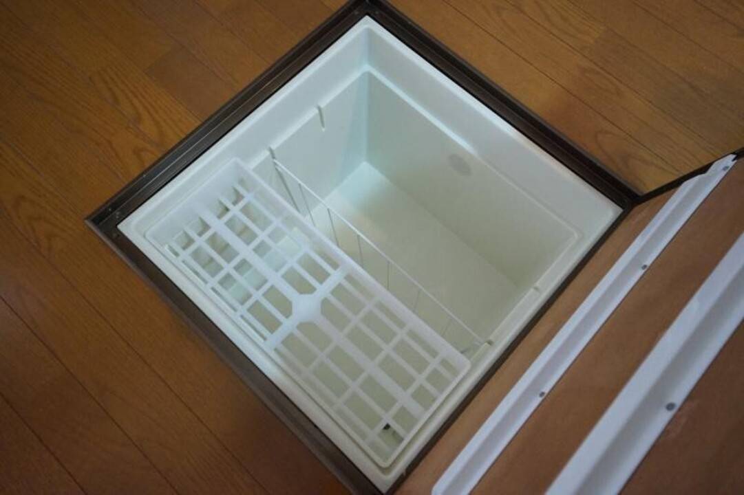 収納　床下収納