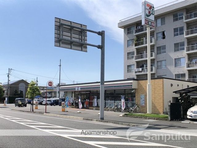 コンビニ　セブンイレブン（コンビニ）まで467m