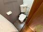 トイレ　こちらはトイレです。清潔感があり、安心して使用できます。