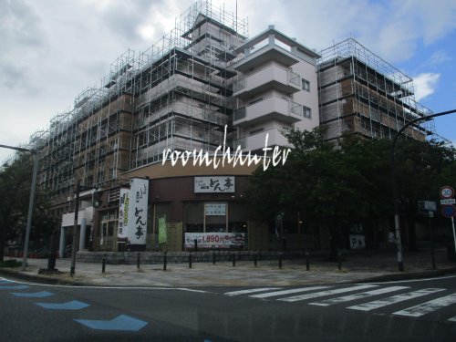 飲食店　しゃぶしゃぶどん亭横浜本牧店（飲食店）まで694m