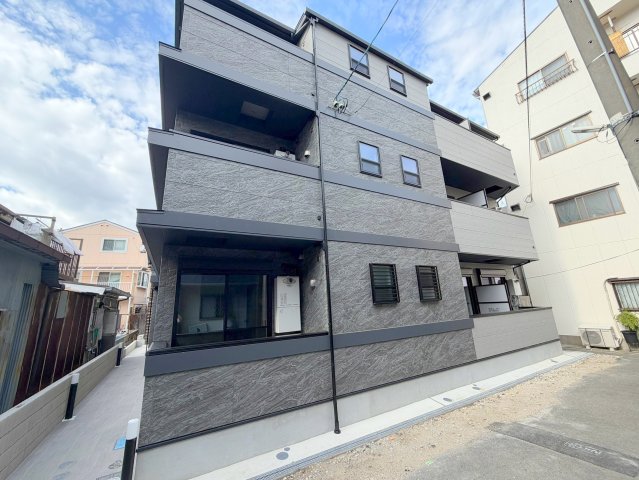 建物外観　綺麗な外観の素敵なお部屋があなたを待っています。