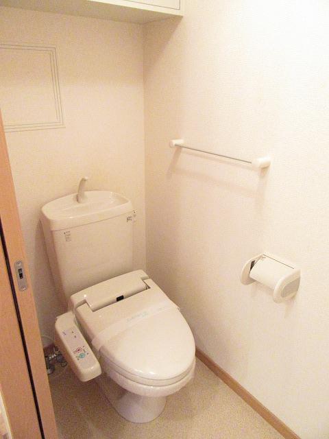 トイレ　ウォシュレット付きの洋式トイレ♪
