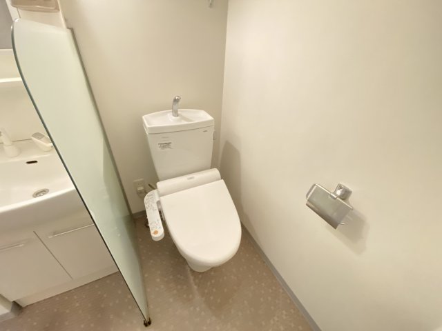 トイレ　シンプルで使いやすいトイレです