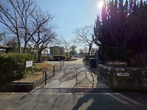 公園　二本松公園（公園）まで375m