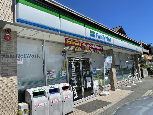 コンビニ　ファミリーマート西神の倉店（コンビニ）まで307m