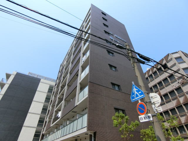 建物外観　外観はタイル張りです