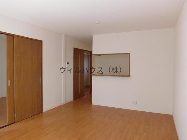 居室・リビング　人気のカウンターキッチン！