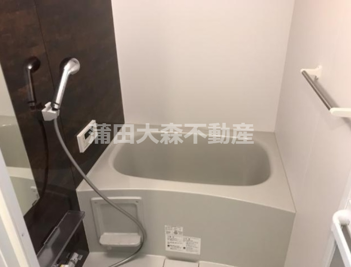 バス・シャワールーム　追焚と浴室暖房乾燥機付きのバスルーム　お風呂