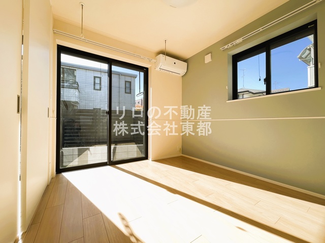 その他部屋・スペース　２面採光なので、明るく風通しのよい過ごしやすいお部屋です♪