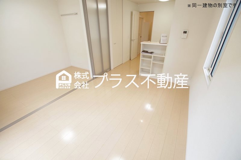 ハイヒルズ湯野原の居間写真