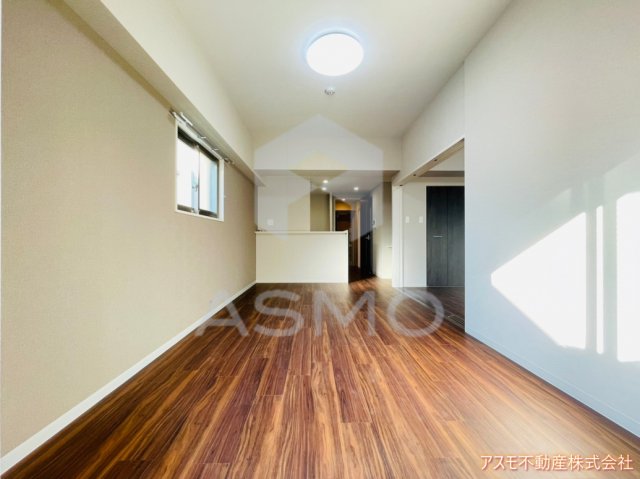居室・リビング　同マンション別部屋　参考写真