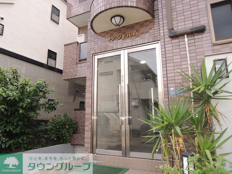 エントランス　★お問い合わせはタウンハウジングまで★