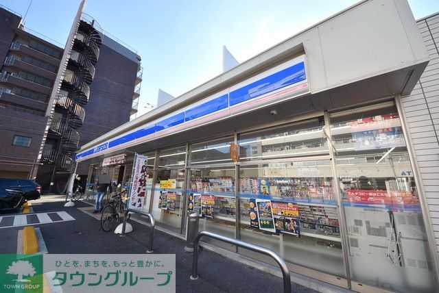 コンビニ　ローソン博多住吉四丁目店（コンビニ）まで180m
