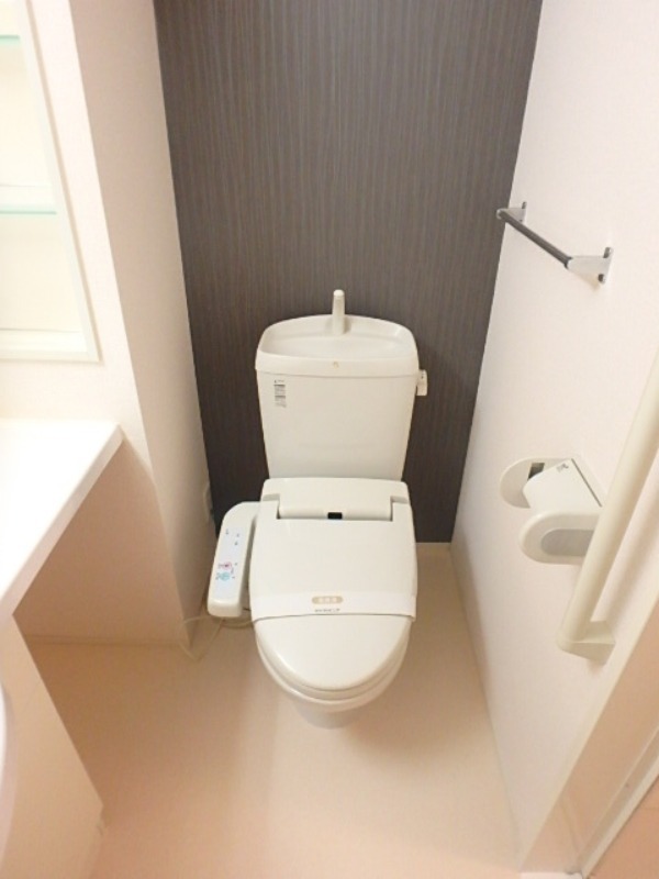 トイレ　図面と現状に相違がある場合には現状を優先