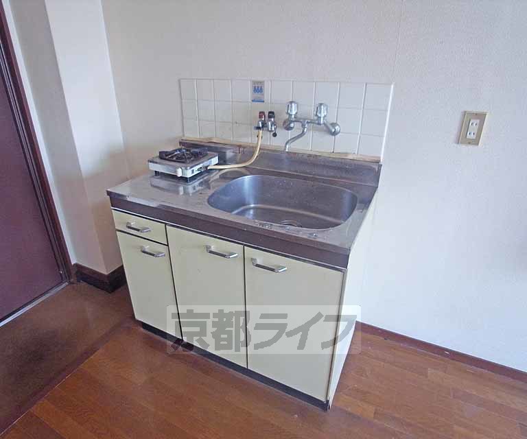 キッチン　かわいらしいミニキッチンです。