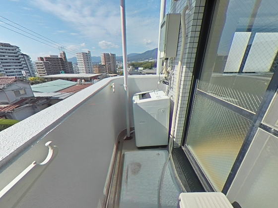 バルコニー　※別部屋の写真です