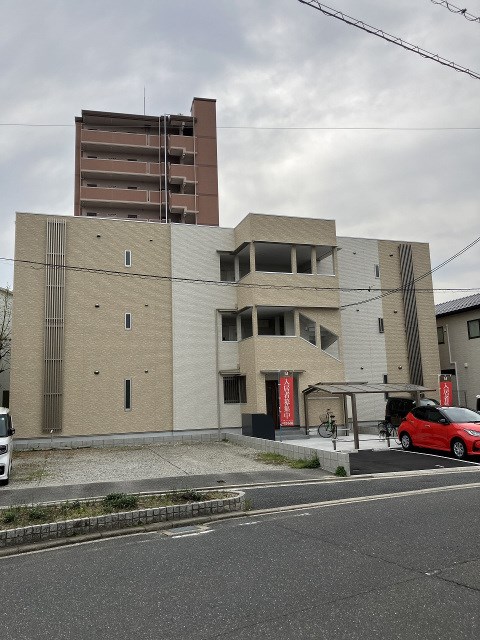 Pension July廿日市駅前の建物外観