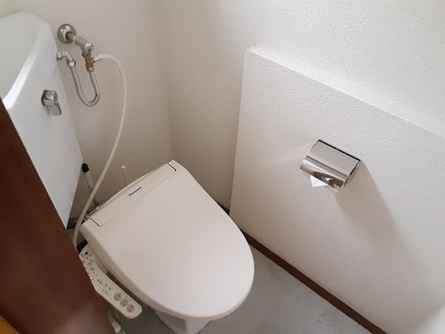 【取手市白山のアパートのトイレ】