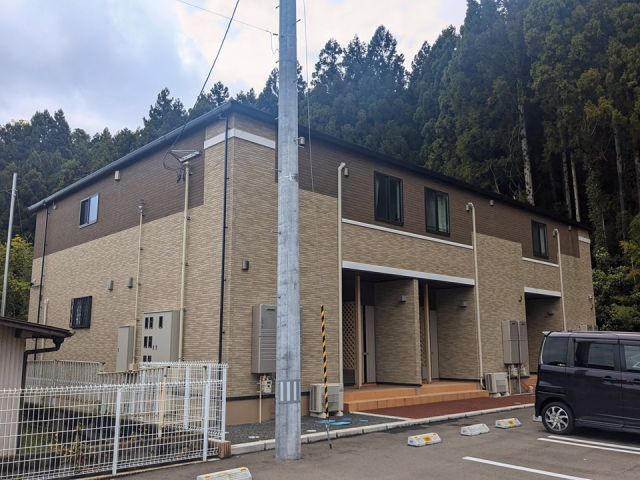 伊具郡丸森町字大舘のアパートの建物外観