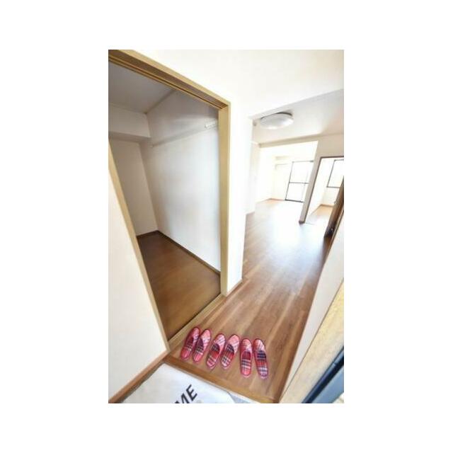 【クオーレ中屋敷の玄関】