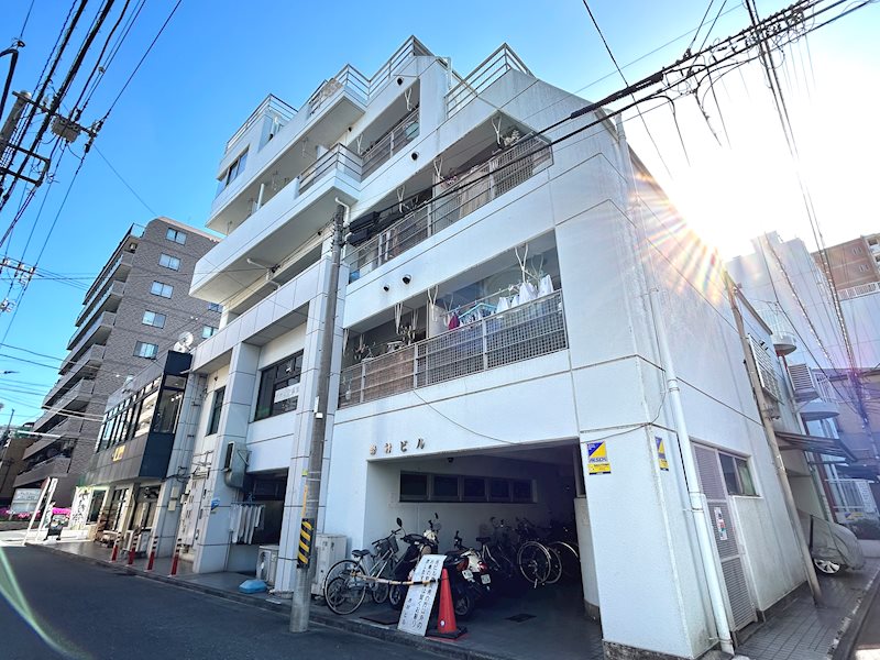 川崎市中原区北谷町のマンションの建物外観