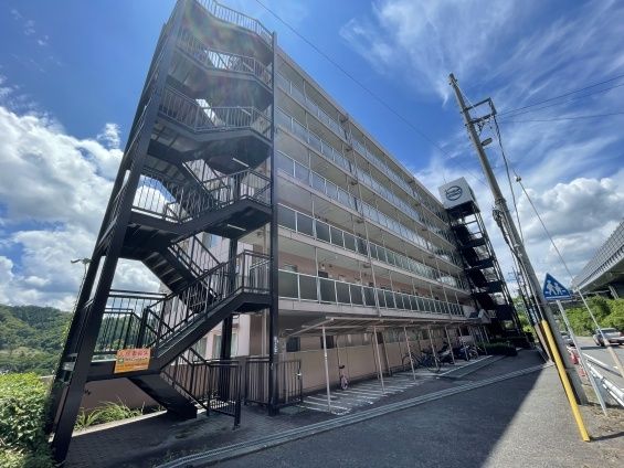 相模湖藤野ダイヤモンドマンションの建物外観