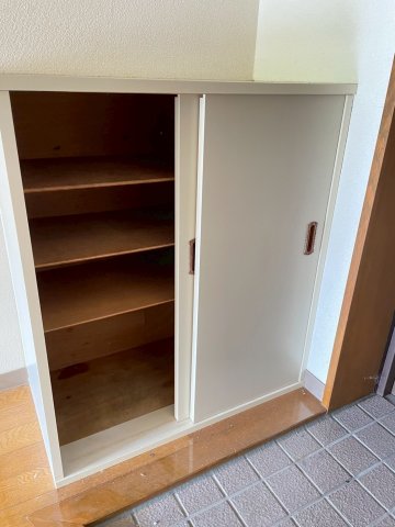 収納　シューズBOX