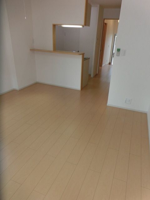 その他部屋・スペース　バルコニー側からの居室